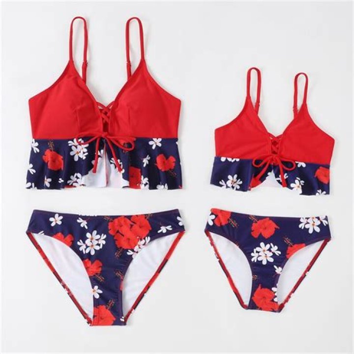 Adorable Matching Swimsuits For Mom And Daughter: Style And Comfort Combined!