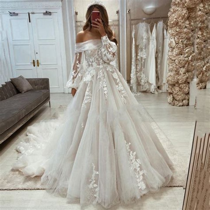 Dazzle In A Royal Sparkle: The Ultimate Queen Of Sparkles Wedding Dress