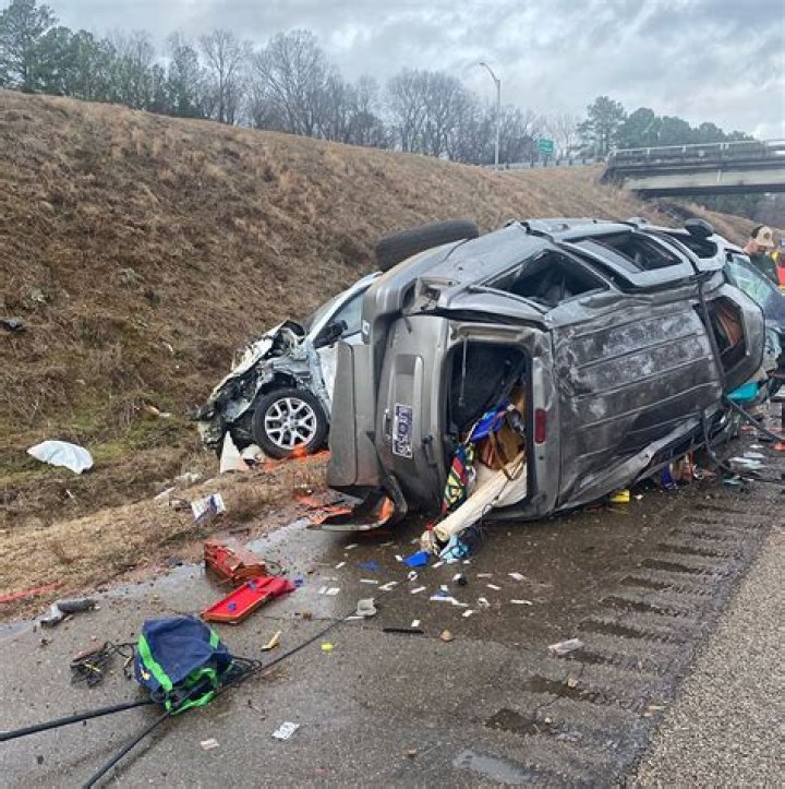 Tragic Accident Claims Lives: 5 Killed In Roadway Collision